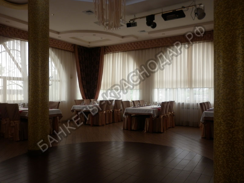 фотография помещения Кафе Золотая подкова  Краснодара