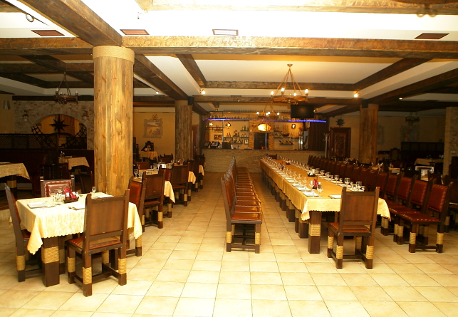 фотка зала Рестораны Робинзон Крузо - ресторан на 1 зал на 600 гостей, 2 зал на 220 гостей , летние беседки до 40 гостей, летник для торжеств  мест Краснодара