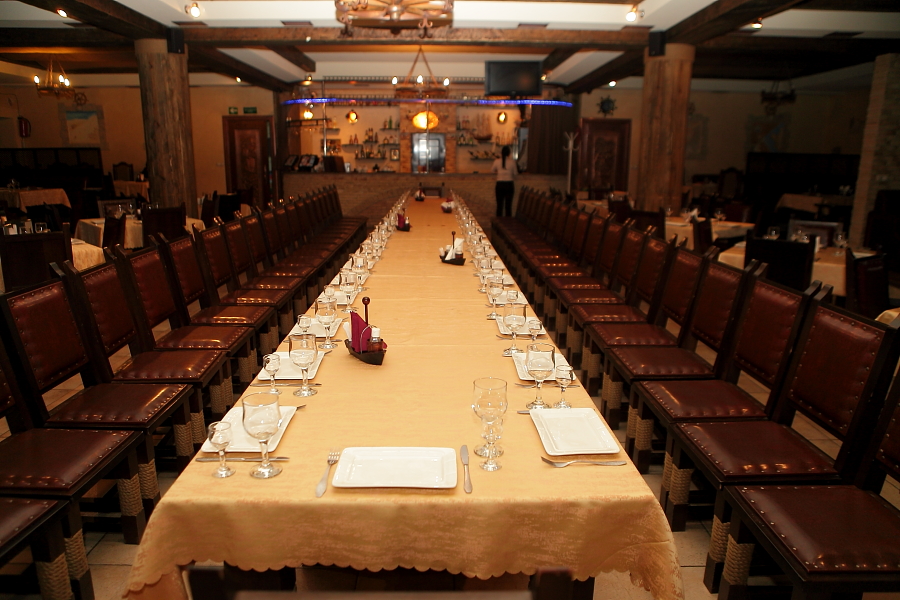фотокарточка помещения для мероприятия Рестораны Робинзон Крузо - ресторан на 1 зал на 600 гостей, 2 зал на 220 гостей , летние беседки до 40 гостей, летник для торжеств  мест Краснодара