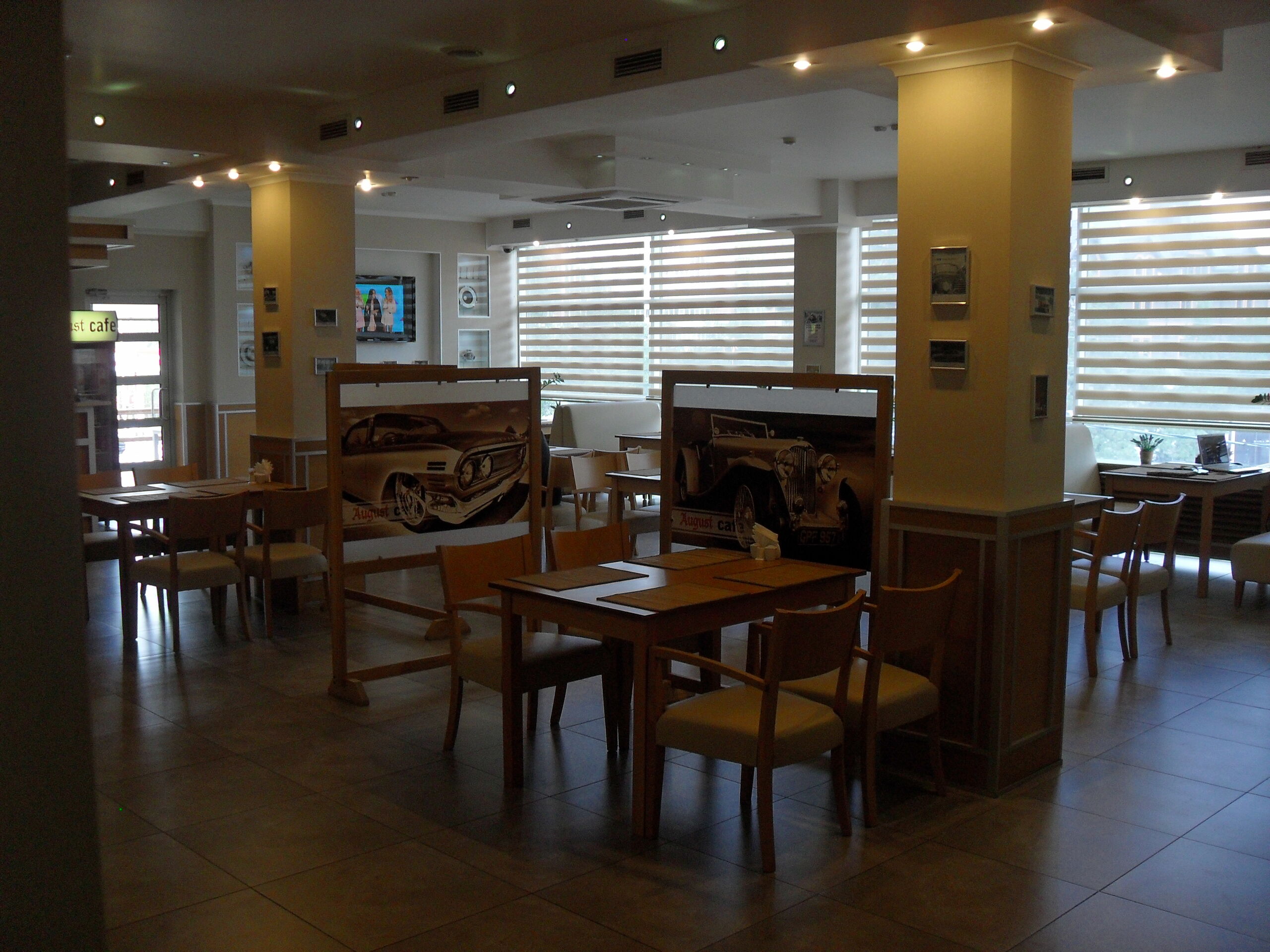 фотография зала для мероприятия Кафе Кафе "Август" на 1 мест Краснодара