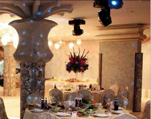 снимок интерьера Пивные рестораны Трест на  3 зала, банкетный на 200 персон мест Краснодара