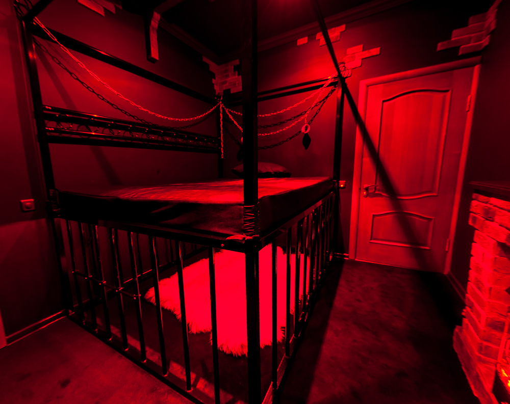 Красная комната спб