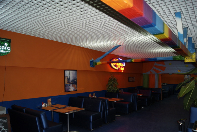 снимок зала для мероприятия Кафе Радуга на 80 посадочных мест номеров Краснодара