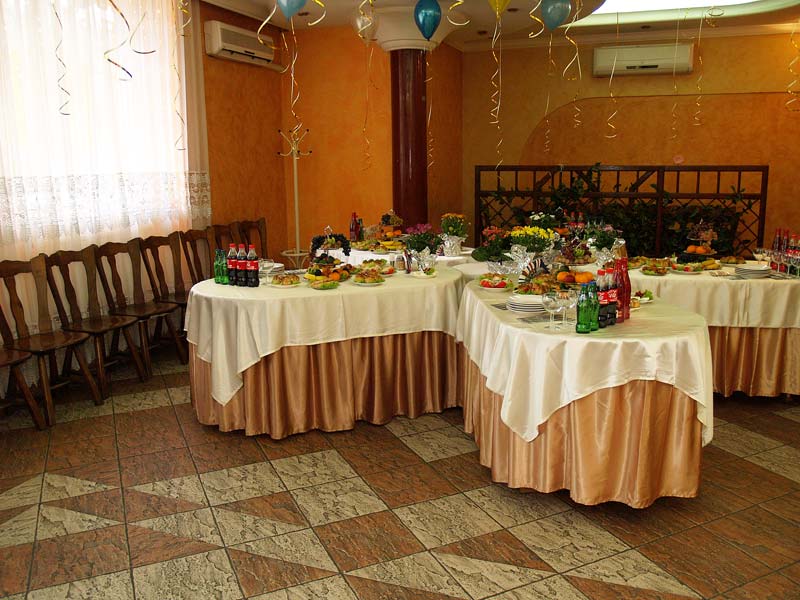 фотокарточка оформления Кафе Триумф на 60 гостей номеров Краснодара