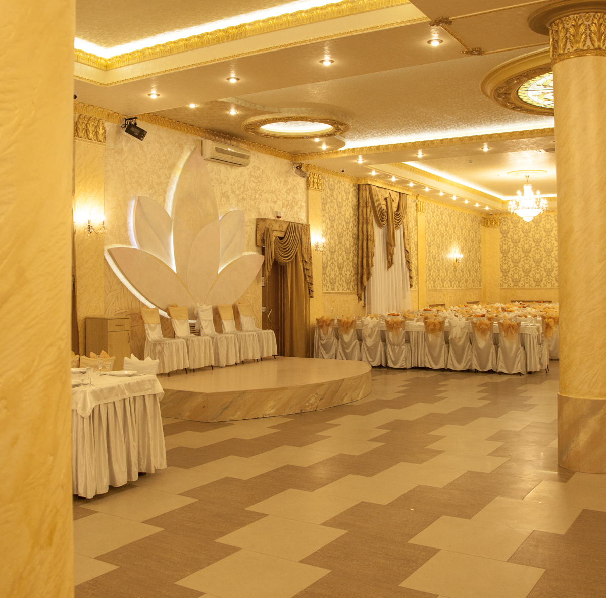 фото интерьера Банкетные залы ДИВА  Краснодара